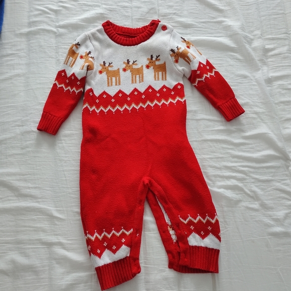 12-18M X’mas knitted jumpsuit(set) - Picture 1 of 3